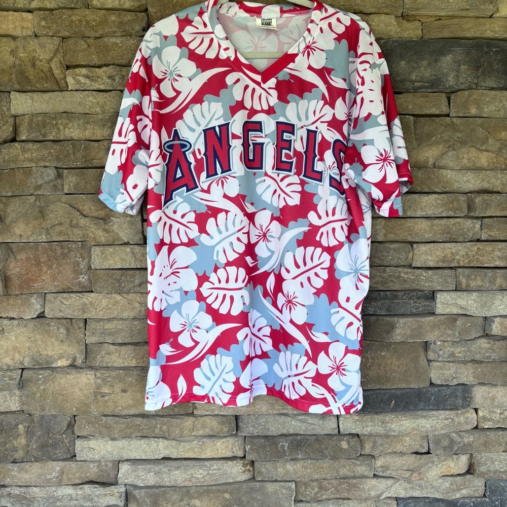 Red and‎ White Floral Jersey